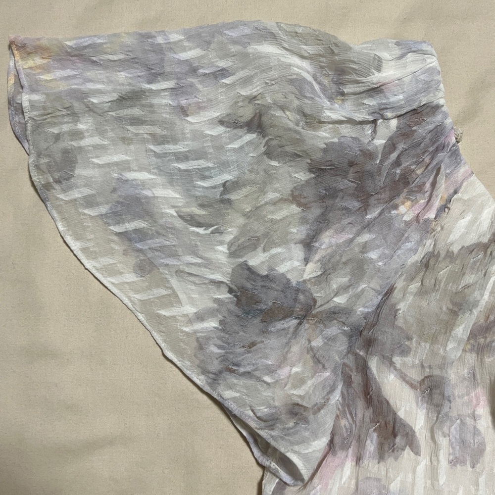 Elegant White Silk Floral Blouse Rebecca Taylor. - Picture 4 of 8